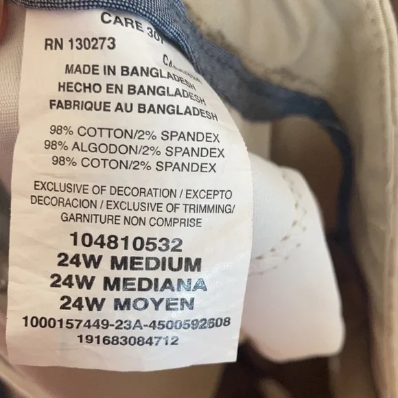 Lee Bermuda short regular fit midrise with 9 in inseam safari tan 24W - Picture 16 of 17